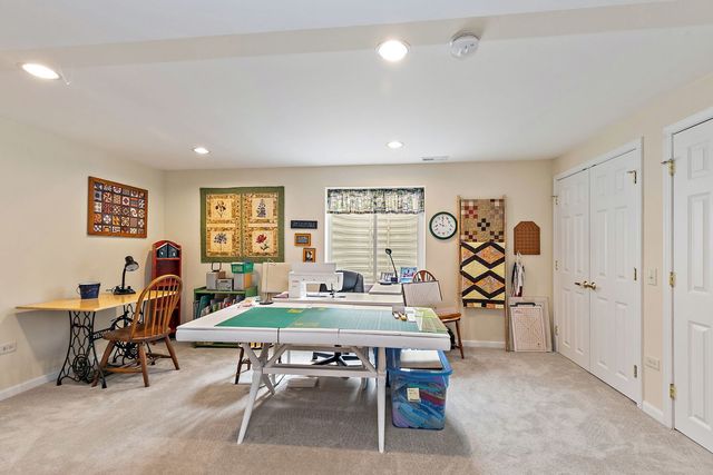 11798 Wildrose Drive, Huntley, IL 60142