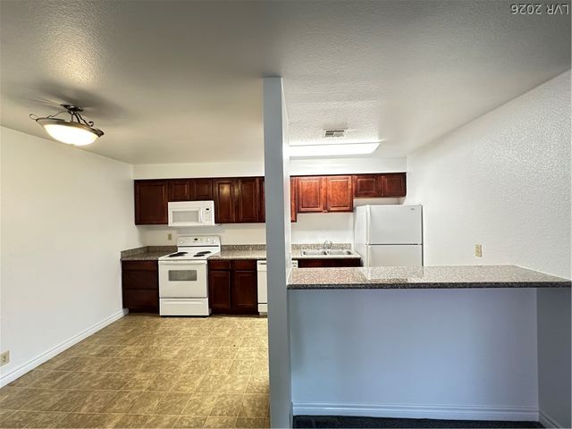 4340 SANDY RIVER Drive 84, Las Vegas, NV 89103