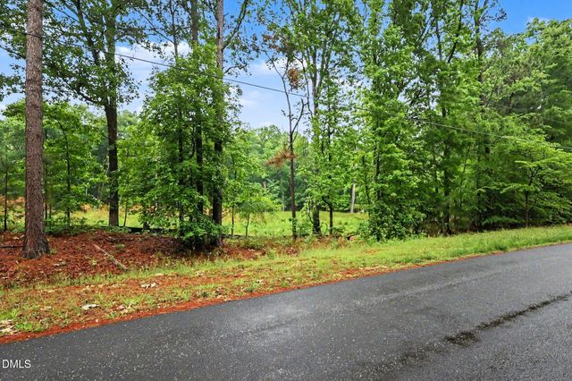2116 Forest Ridge Place, Durham, NC 27705