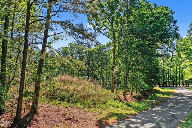 2116 Forest Ridge Place, Durham, NC 27705