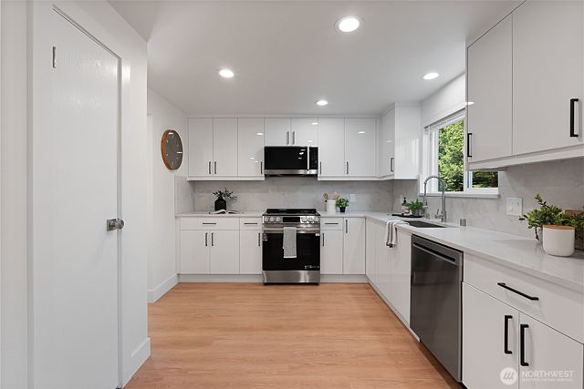 1260 Paradise Road, Ferndale, WA 98248
