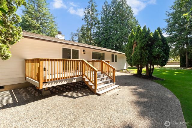 1260 Paradise Road, Ferndale, WA 98248