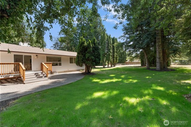 1260 Paradise Road, Ferndale, WA 98248