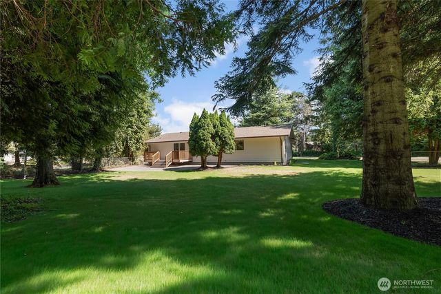 1260 Paradise Road, Ferndale, WA 98248