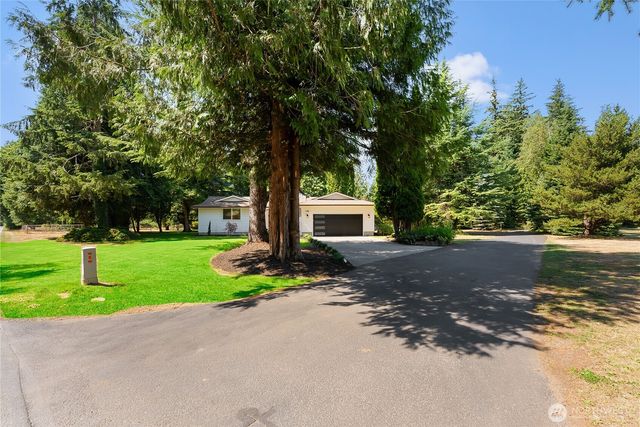 1260 Paradise Road, Ferndale, WA 98248