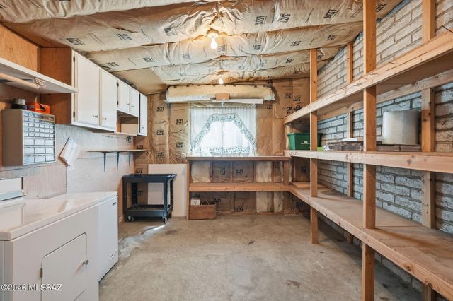 117 E El Limon, Green Valley, AZ 85614