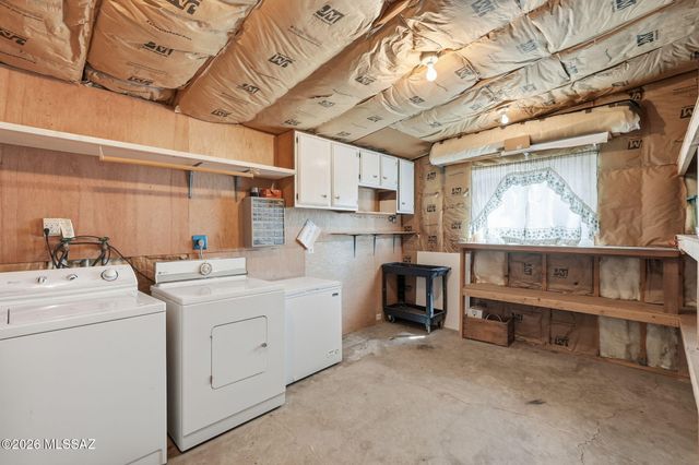 117 E El Limon, Green Valley, AZ 85614