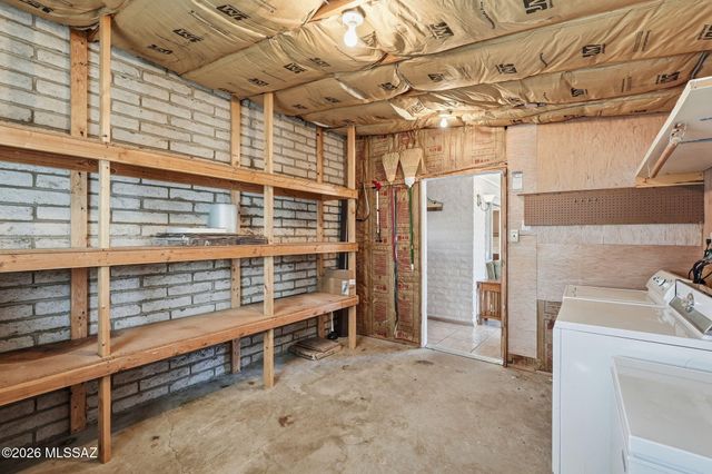 117 E El Limon, Green Valley, AZ 85614