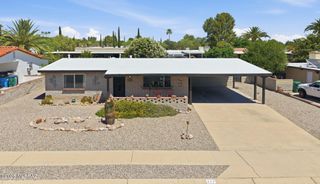 117 E El Limon, Green Valley, AZ 85614