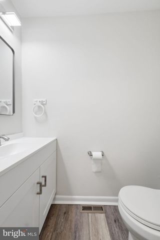 8209 LONDONDERRY CT, Laurel, MD 20707