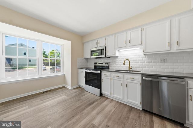 8209 LONDONDERRY CT, Laurel, MD 20707