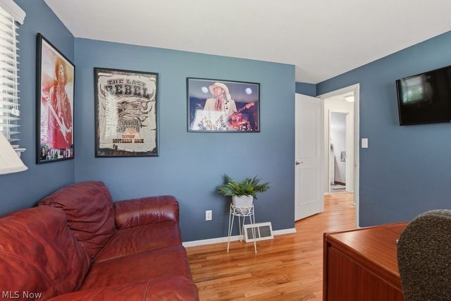 197 Spring Creek Road, Northfield Center, OH 44067