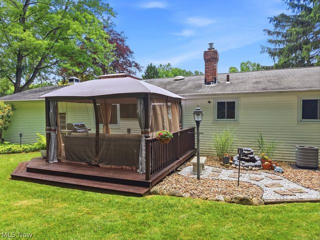 197 Spring Creek Road, Northfield Center, OH 44067