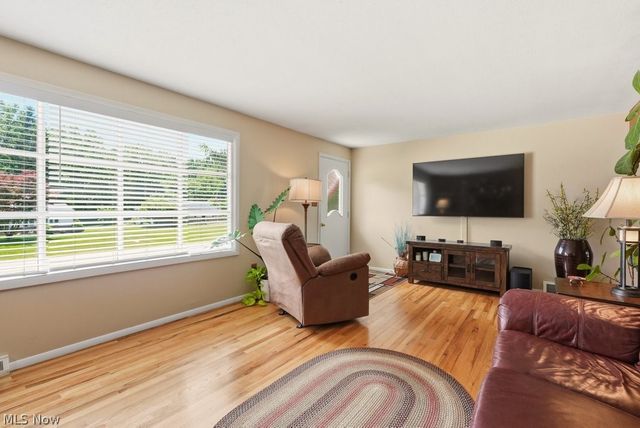 197 Spring Creek Road, Northfield Center, OH 44067