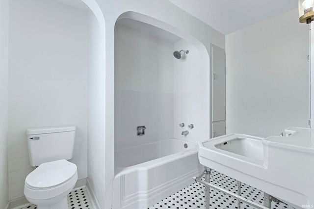 614 Mayne Street, Huntington, IN 46750