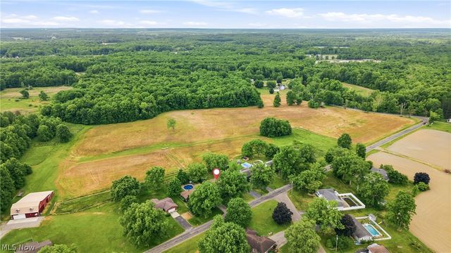6511 Park Road, Leavittsburg, OH 44430