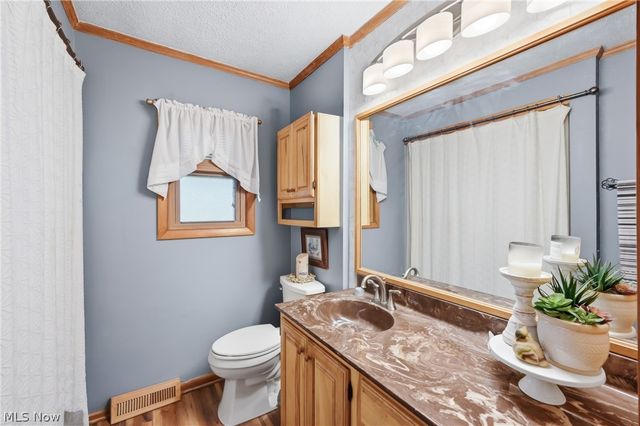 6511 Park Road, Leavittsburg, OH 44430
