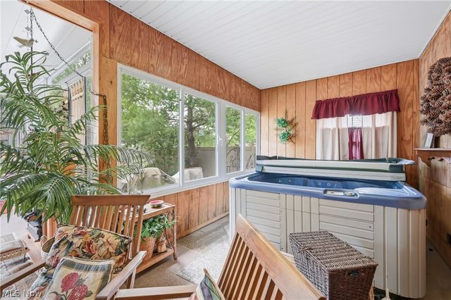 6511 Park Road, Leavittsburg, OH 44430