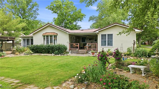 6511 Park Road, Leavittsburg, OH 44430