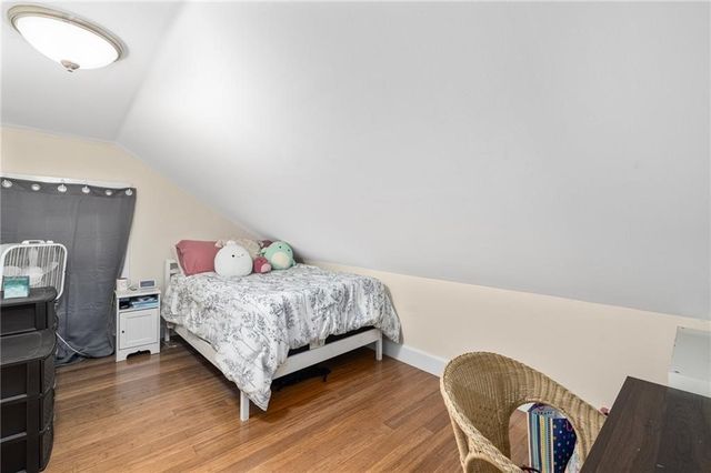 423 Thames Street 2, Newport, RI 02840