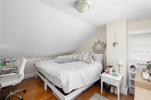 423 Thames Street 2, Newport, RI 02840