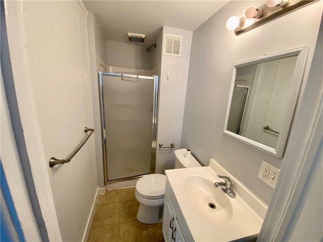 423 Thames Street 2, Newport, RI 02840