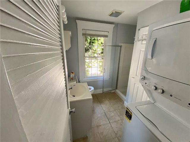 423 Thames Street 2, Newport, RI 02840