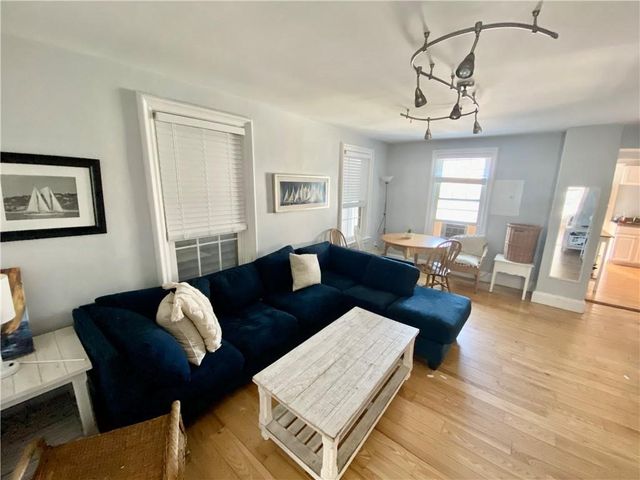 423 Thames Street 2, Newport, RI 02840