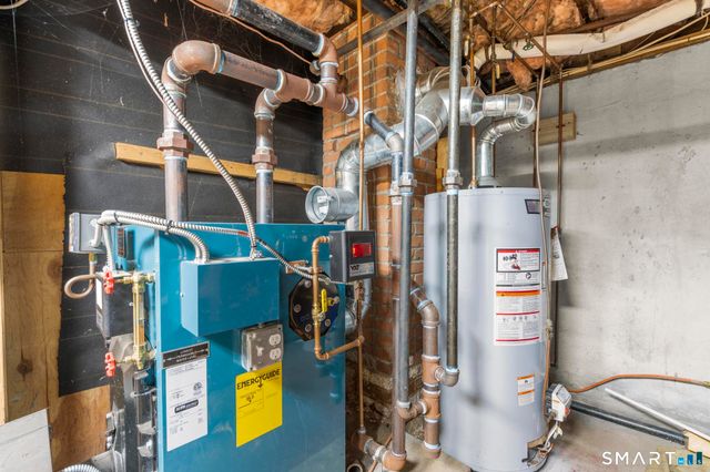 24 Sandy Beach Road, Ellington, CT 06029