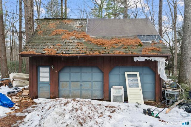 24 Sandy Beach Road, Ellington, CT 06029