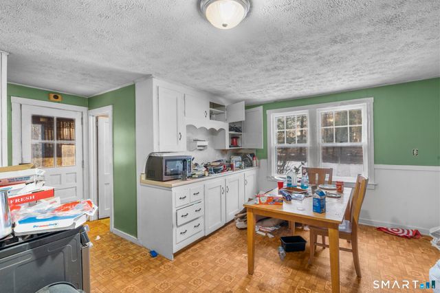 24 Sandy Beach Road, Ellington, CT 06029