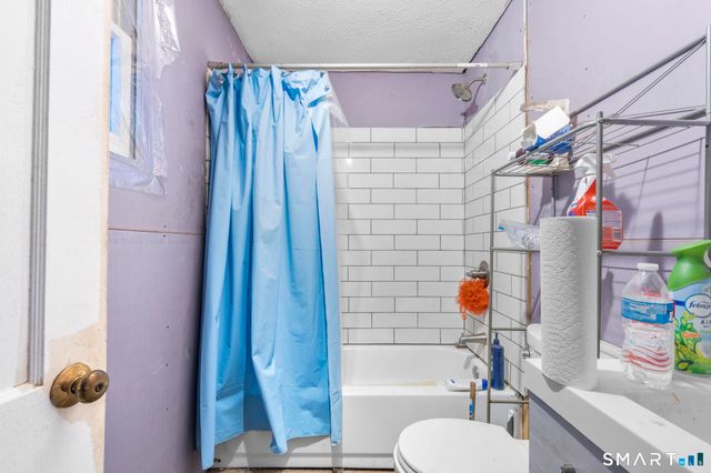 24 Sandy Beach Road, Ellington, CT 06029