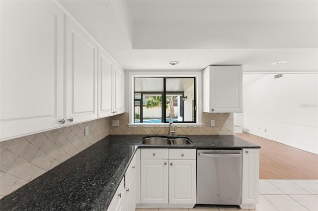 1210 FAIRWAY DR, Winter Park, FL 32792