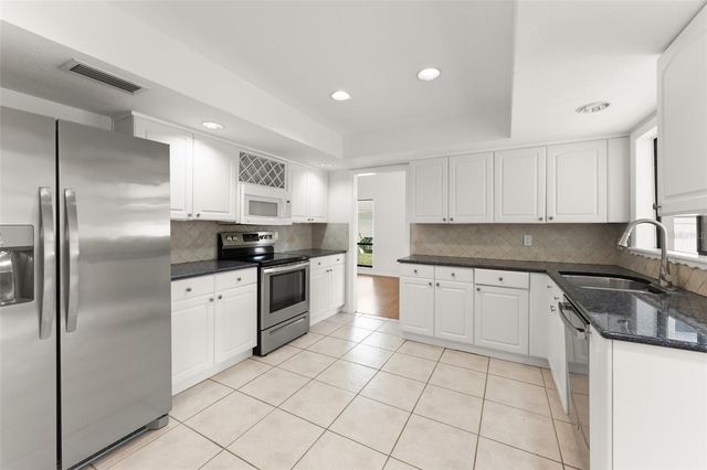 1210 FAIRWAY DR, Winter Park, FL 32792