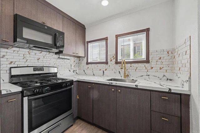 2181 Franklin Avenue, San Diego, CA 92113
