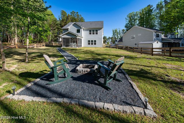 404 Endicott Court, Carthage, NC 28327