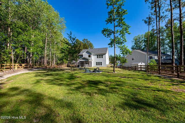 404 Endicott Court, Carthage, NC 28327