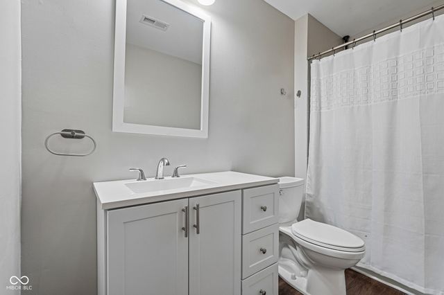 3962 Braddock Road, Indianapolis, IN 46268
