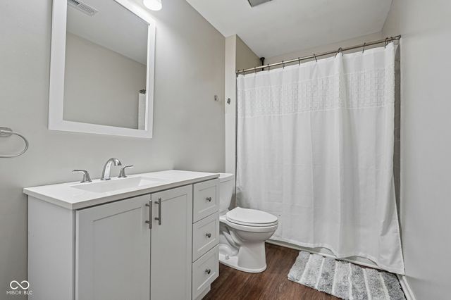 3962 Braddock Road, Indianapolis, IN 46268