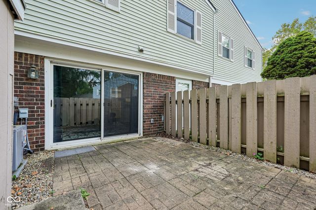 3962 Braddock Road, Indianapolis, IN 46268