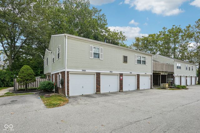 3962 Braddock Road, Indianapolis, IN 46268