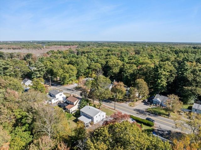 220 Weymouth St, Holbrook, MA 02343