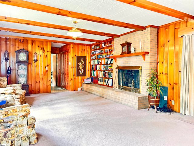 1003 W Main Street, Laurens, SC 29360