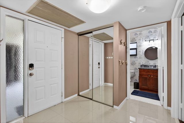 4483 Carambola Circle S 27320, Coconut Creek, FL 33066