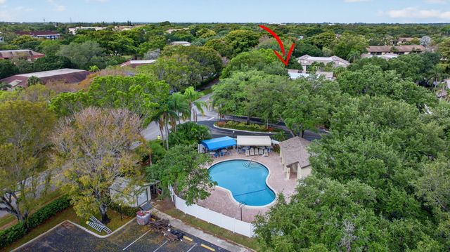 4483 Carambola Circle S 27320, Coconut Creek, FL 33066