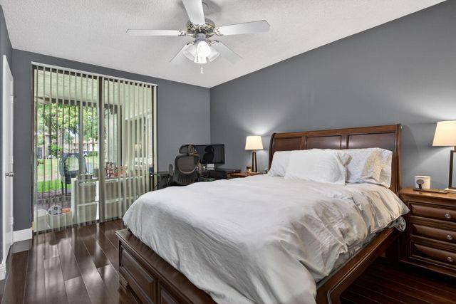 4483 Carambola Circle S 27320, Coconut Creek, FL 33066