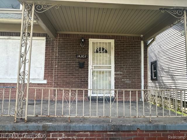 14203 Roselawn Street, Detroit, MI 48238