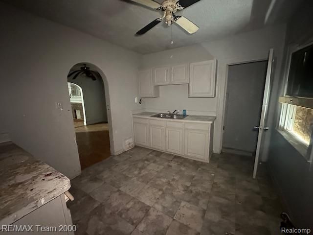 14203 Roselawn Street, Detroit, MI 48238