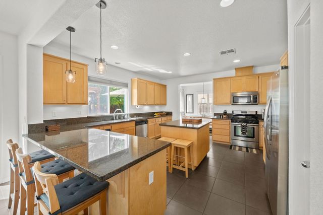 3841 Rock Creek Rd, West Sacramento, CA 95691