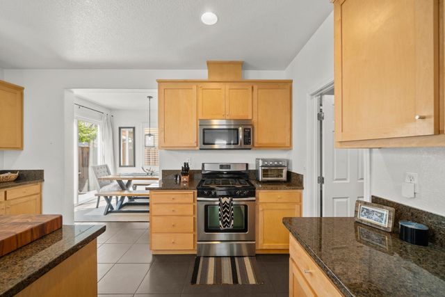 3841 Rock Creek Rd, West Sacramento, CA 95691